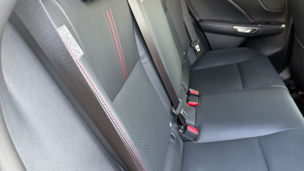 Lexus LBX 1.5 Premium Plus 5dr E-CVT Hybrid Hatchback - Image 14