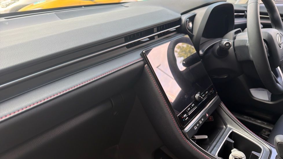 Lexus LBX 1.5 Premium Plus 5dr E-CVT Hybrid Hatchback - Image 16