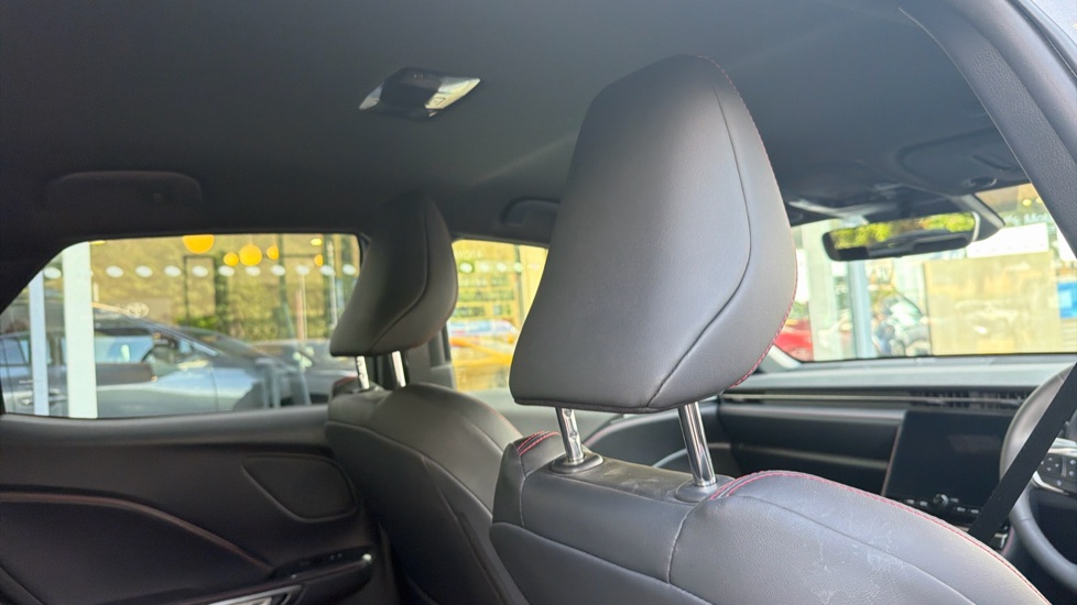 Lexus LBX 1.5 Premium Plus 5dr E-CVT Hybrid Hatchback - Image 19