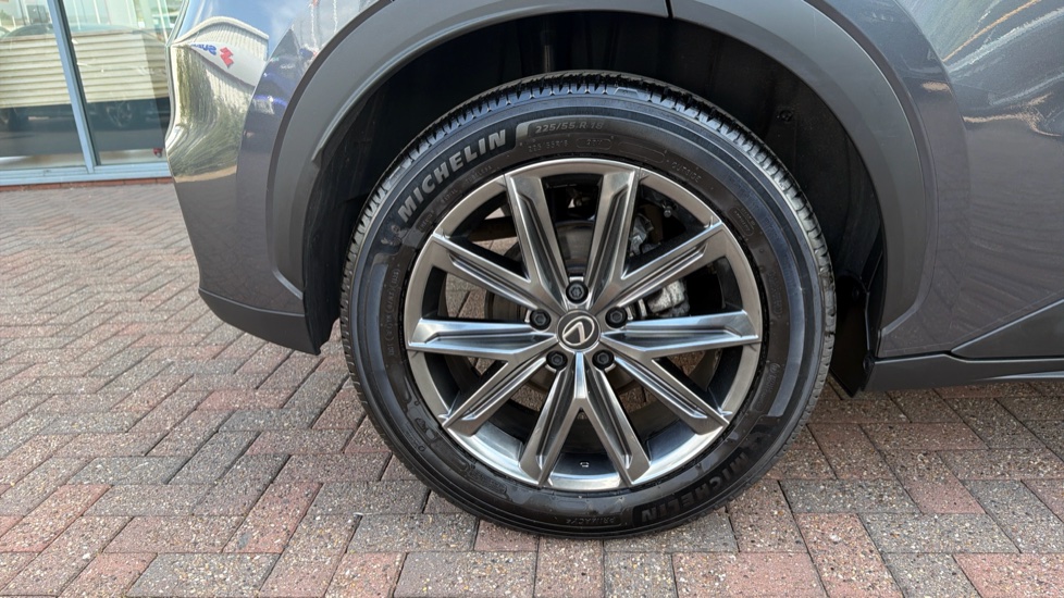 Lexus LBX 1.5 Premium Plus 5dr E-CVT Hybrid Hatchback - Image 42