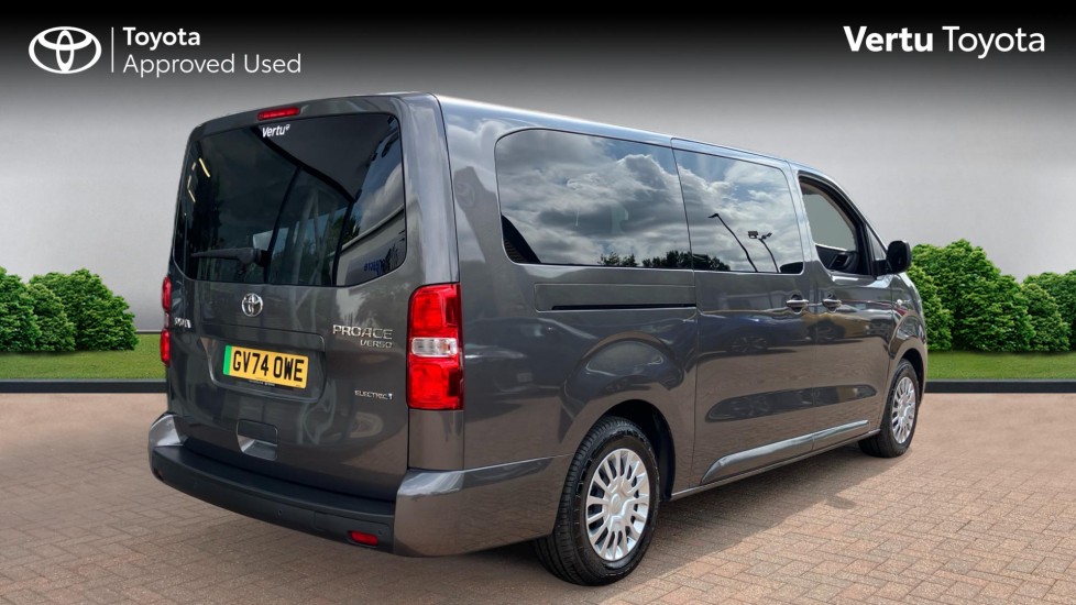 Toyota Proace Verso 100kW Shuttle Long 50kWh 5dr Auto Electric Estate - Image 2