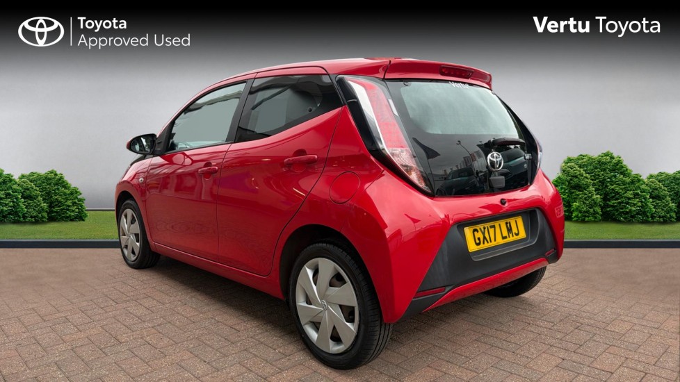 Toyota Aygo 1.0 VVT-i X-Play TSS 5dr Petrol Hatchback - Image 4