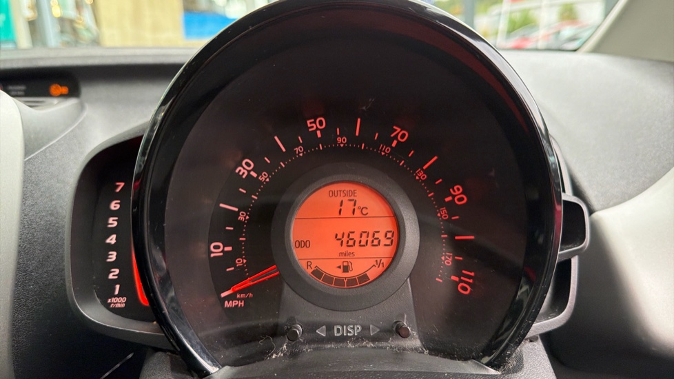 Toyota Aygo 1.0 VVT-i X-Play TSS 5dr Petrol Hatchback - Image 11
