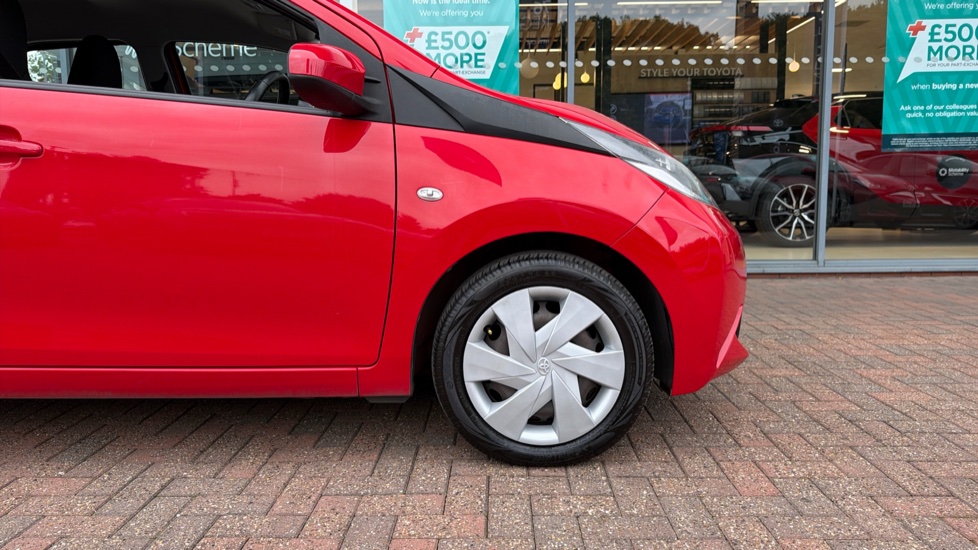 Toyota Aygo 1.0 VVT-i X-Play TSS 5dr Petrol Hatchback - Image 25