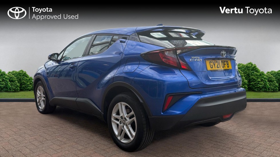 Toyota C-HR 1.8 Hybrid Icon 5dr CVT Hybrid Hatchback - Image 4
