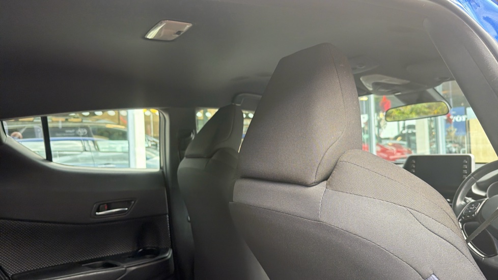 Toyota C-HR 1.8 Hybrid Icon 5dr CVT Hybrid Hatchback - Image 19