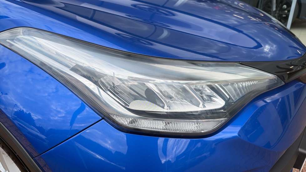 Toyota C-HR 1.8 Hybrid Icon 5dr CVT Hybrid Hatchback - Image 20