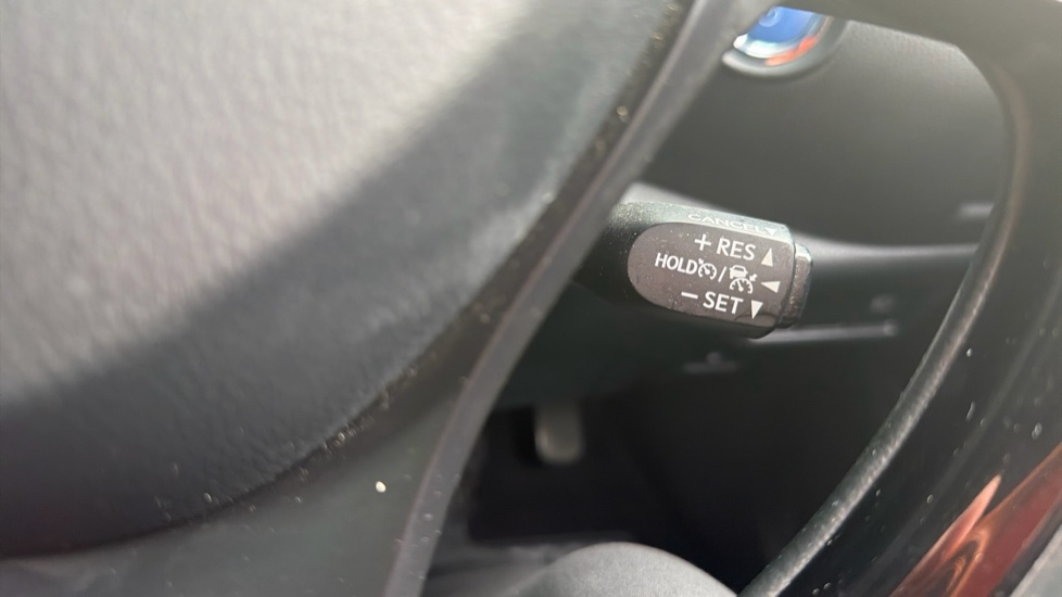 Toyota C-HR 1.8 Hybrid Icon 5dr CVT Hybrid Hatchback - Image 38
