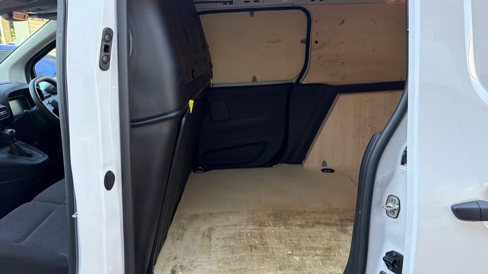 Toyota Proace City L1 Diesel 1.5D 100 Active Van - Image 15