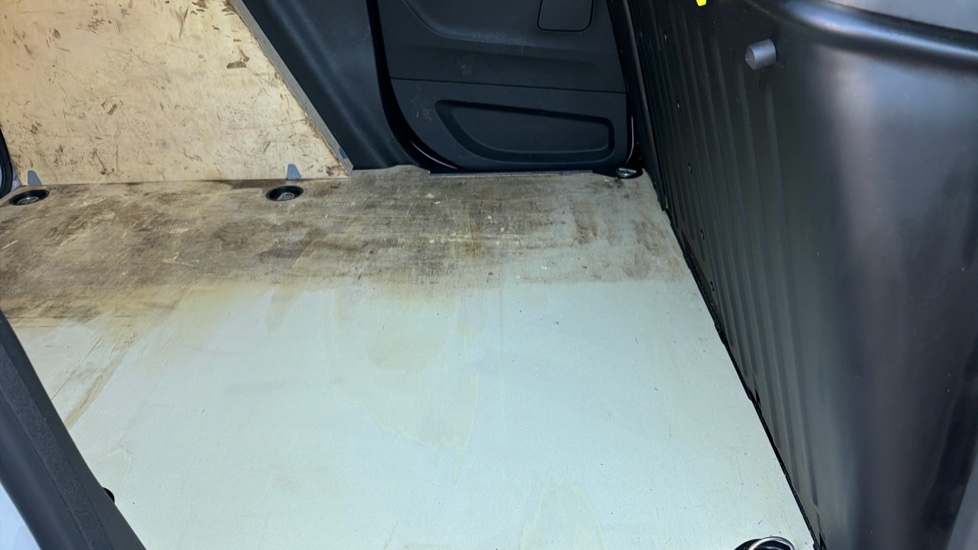Toyota Proace City L1 Diesel 1.5D 100 Active Van - Image 17
