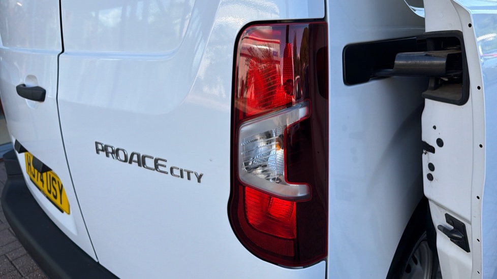 Toyota Proace City L1 Diesel 1.5D 100 Active Van - Image 21