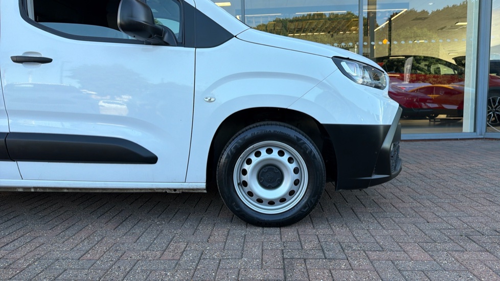 Toyota Proace City L1 Diesel 1.5D 100 Active Van - Image 25