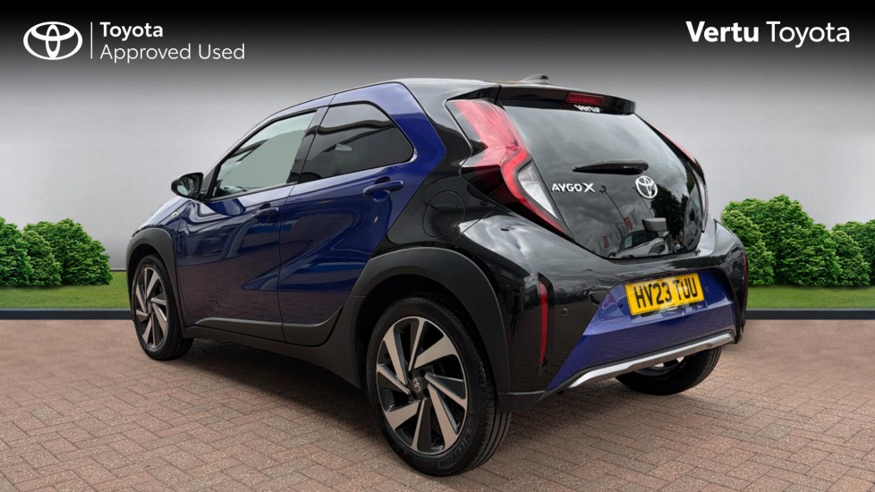 Toyota Aygo X 1.0 VVT-i Exclusive 5dr Petrol Hatchback - Image 4