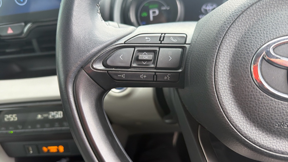 Toyota Yaris 1.5 Hybrid Excel 5dr CVT Hybrid Hatchback - Image 36