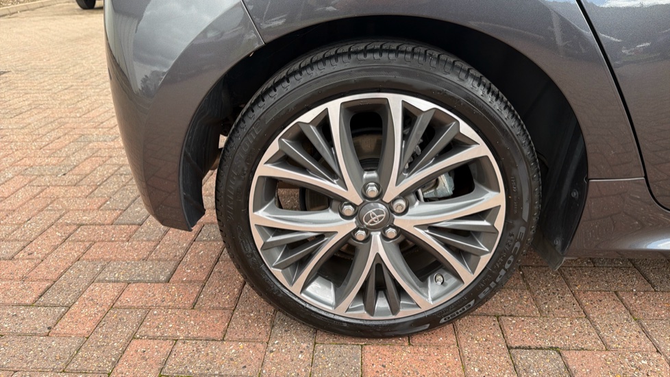 Toyota Yaris 1.5 Hybrid Excel 5dr CVT Hybrid Hatchback - Image 41