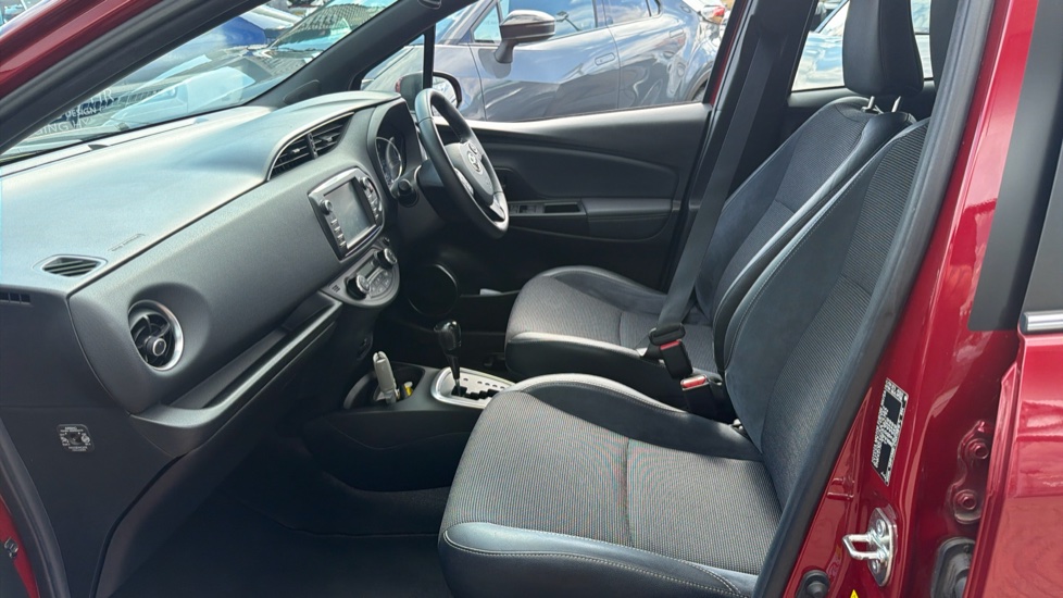 Toyota Yaris 1.5 Hybrid Excel TSS 5dr CVT Hybrid Hatchback - Image 5