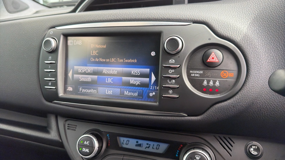 Toyota Yaris 1.5 Hybrid Excel TSS 5dr CVT Hybrid Hatchback - Image 9