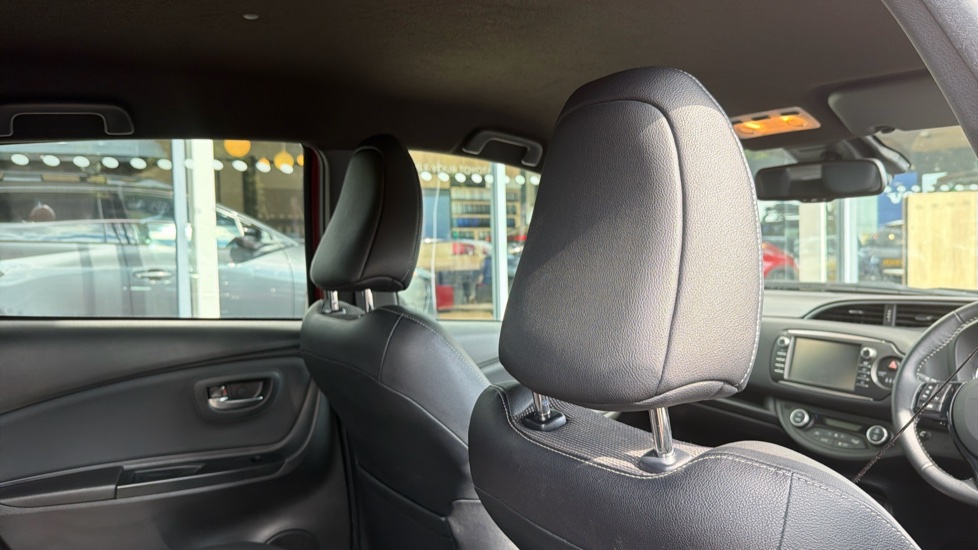 Toyota Yaris 1.5 Hybrid Excel TSS 5dr CVT Hybrid Hatchback - Image 19