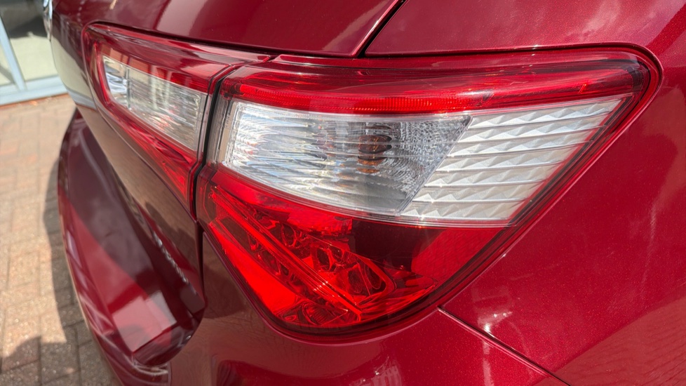 Toyota Yaris 1.5 Hybrid Excel TSS 5dr CVT Hybrid Hatchback - Image 21