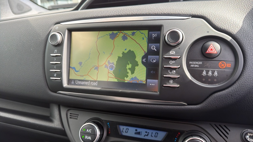 Toyota Yaris 1.5 Hybrid Excel TSS 5dr CVT Hybrid Hatchback - Image 31