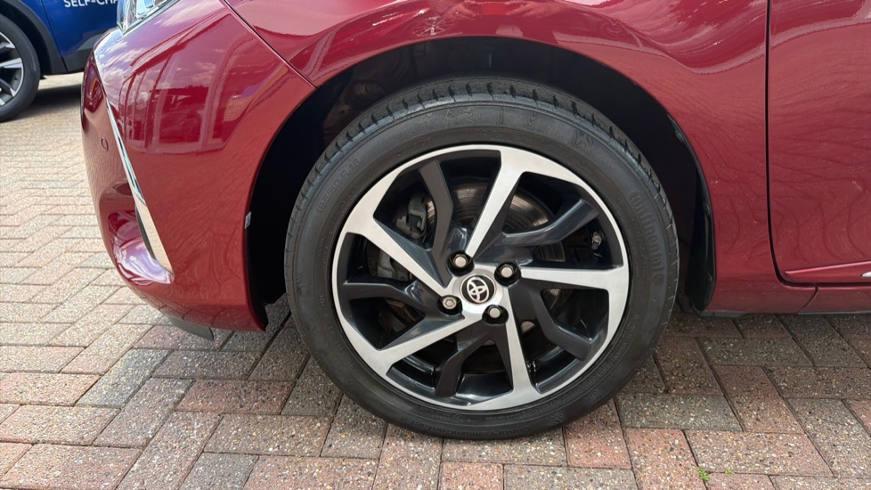 Toyota Yaris 1.5 Hybrid Excel TSS 5dr CVT Hybrid Hatchback - Image 42