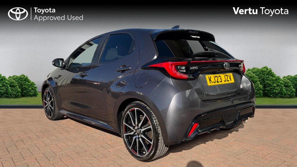Toyota Yaris 1.5 Hybrid GR Sport 5dr CVT Hybrid Hatchback - Image 4