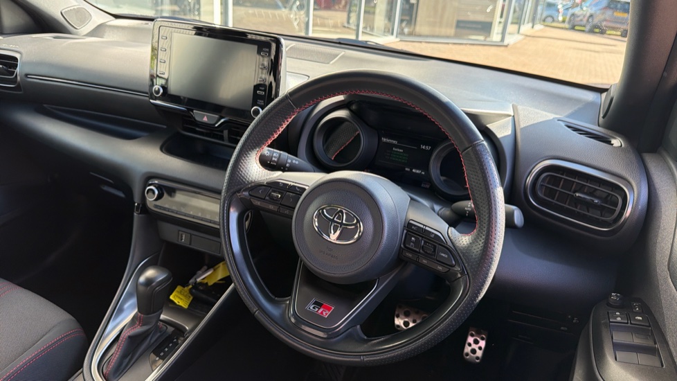 Toyota Yaris 1.5 Hybrid GR Sport 5dr CVT Hybrid Hatchback - Image 10