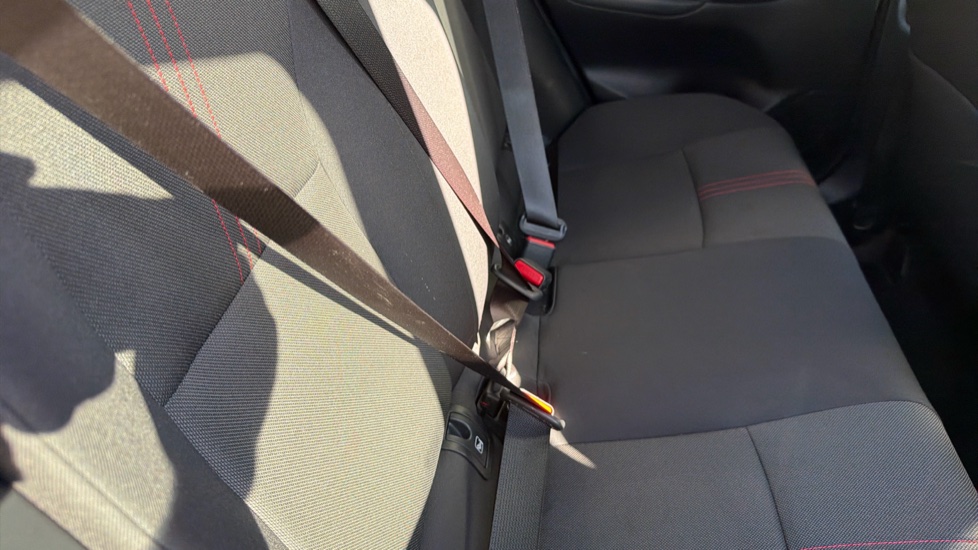 Toyota Yaris 1.5 Hybrid GR Sport 5dr CVT Hybrid Hatchback - Image 14