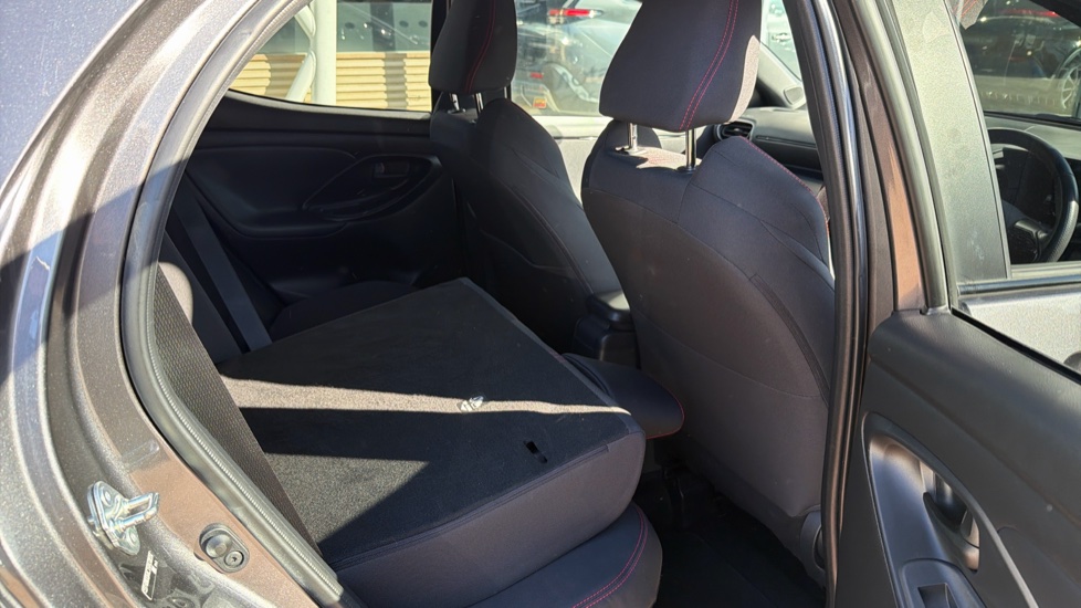 Toyota Yaris 1.5 Hybrid GR Sport 5dr CVT Hybrid Hatchback - Image 18