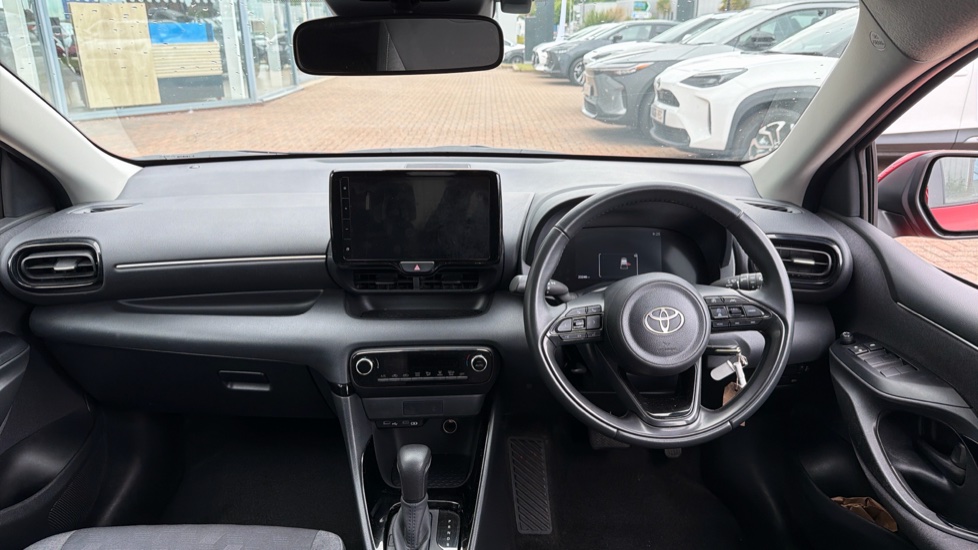 Toyota Yaris 1.5 Hybrid Design 5dr CVT Hybrid Hatchback - Image 6