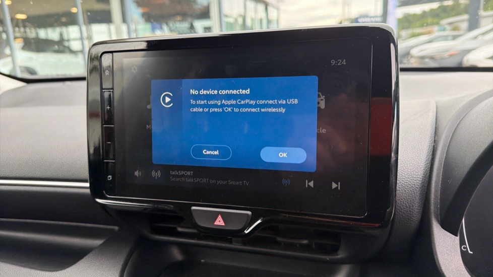 Toyota Yaris 1.5 Hybrid Design 5dr CVT Hybrid Hatchback - Image 32
