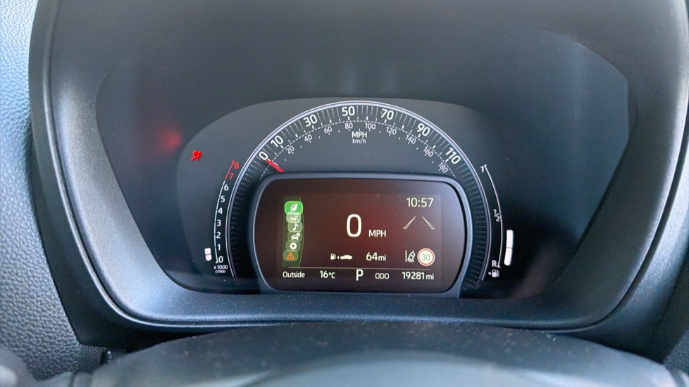 Toyota Aygo X 1.0 VVT-i Edge 5dr Auto Petrol Hatchback - Image 11