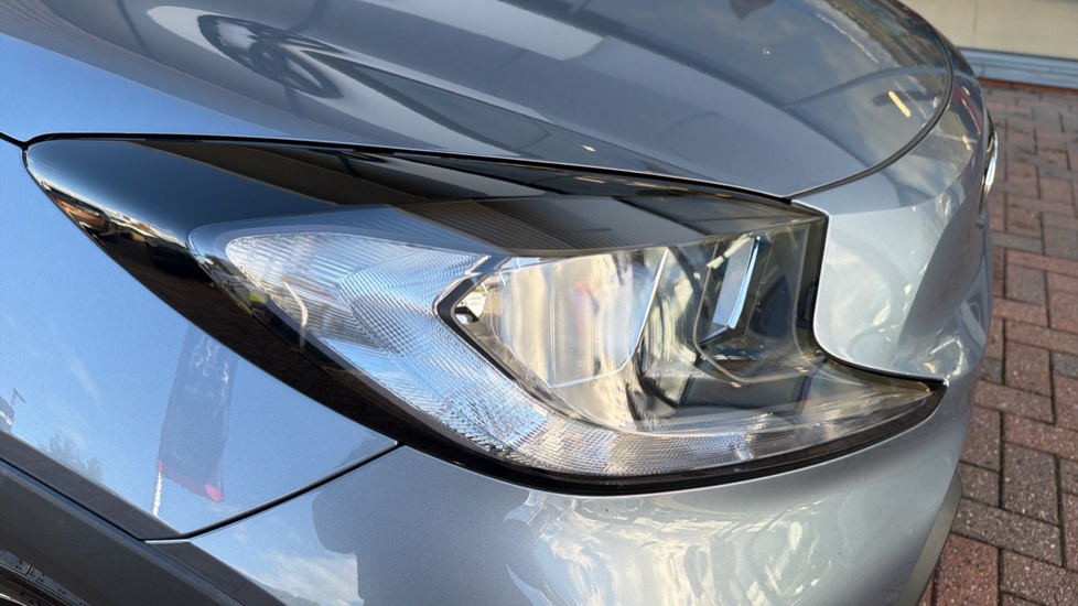 Toyota Aygo X 1.0 VVT-i Edge 5dr Auto Petrol Hatchback - Image 20