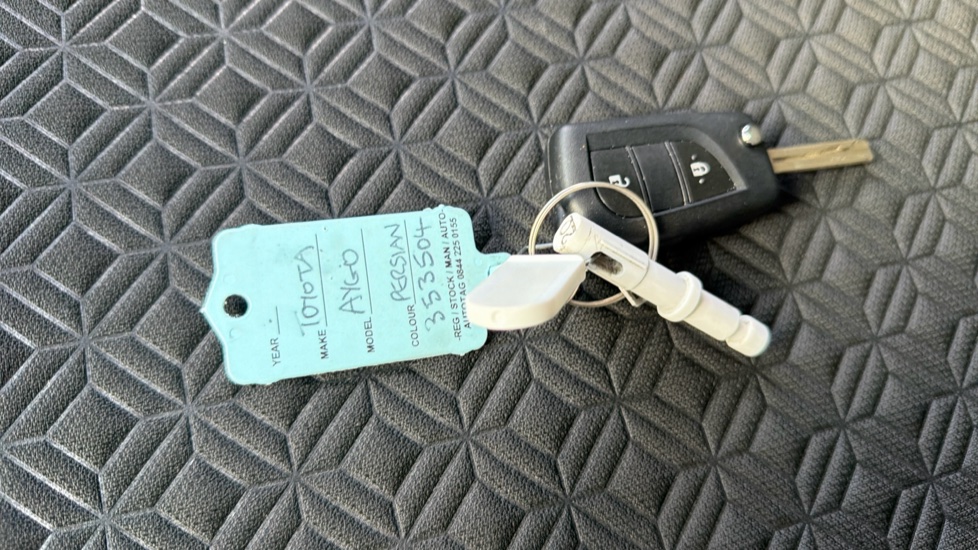 Toyota Aygo X 1.0 VVT-i Edge 5dr Auto Petrol Hatchback - Image 27