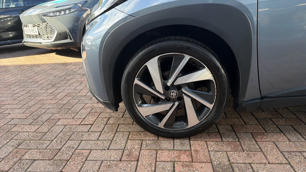 Toyota Aygo X 1.0 VVT-i Edge 5dr Auto Petrol Hatchback - Image 42