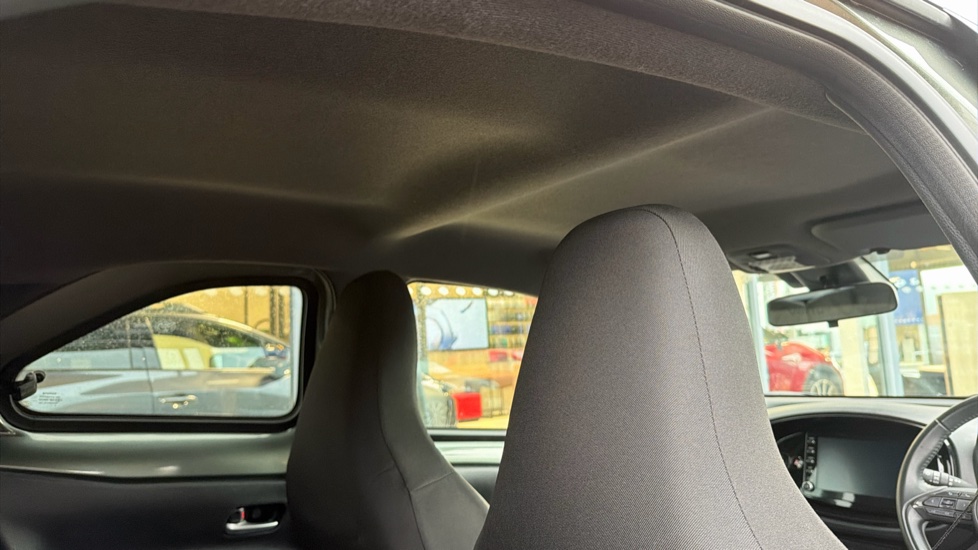 Toyota Aygo X 1.0 VVT-i Edge 5dr Auto Petrol Hatchback - Image 19