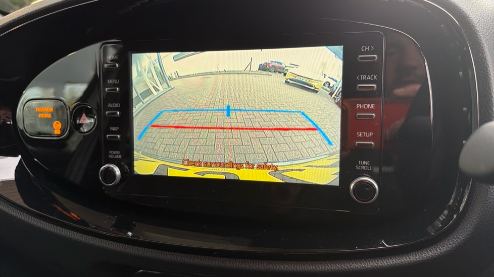 Toyota Aygo X 1.0 VVT-i Edge 5dr Auto Petrol Hatchback - Image 33