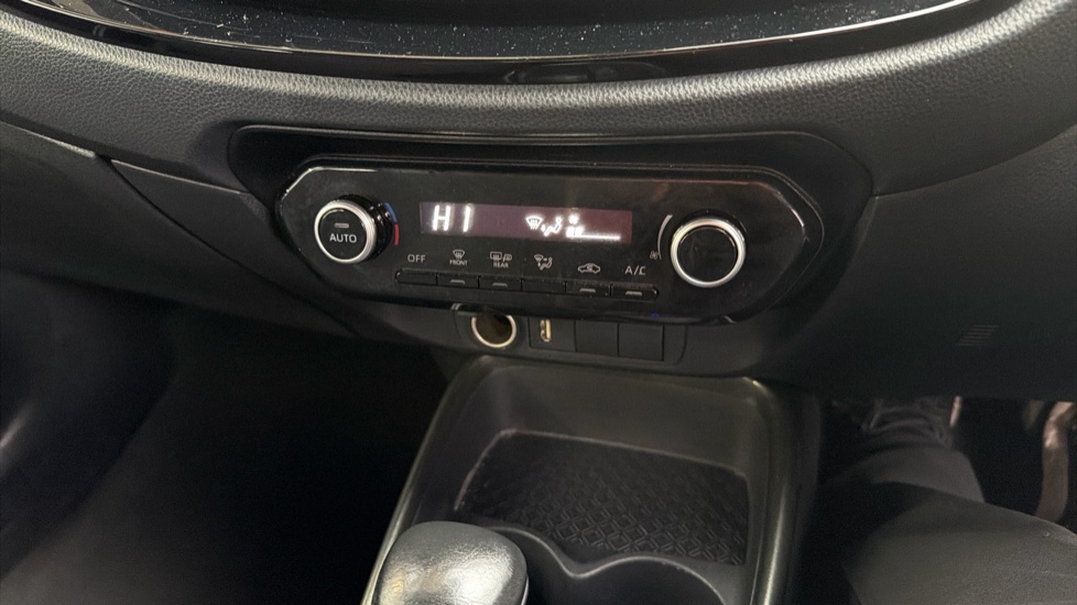 Toyota Aygo X 1.0 VVT-i Edge 5dr Auto Petrol Hatchback - Image 38