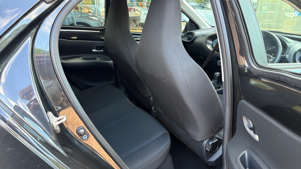 Toyota Aygo X 1.0 VVT-i Pure 5dr Auto Petrol Hatchback - Image 8