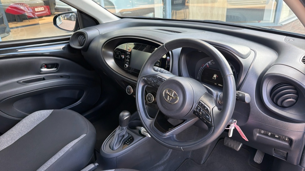 Toyota Aygo X 1.0 VVT-i Pure 5dr Auto Petrol Hatchback - Image 34