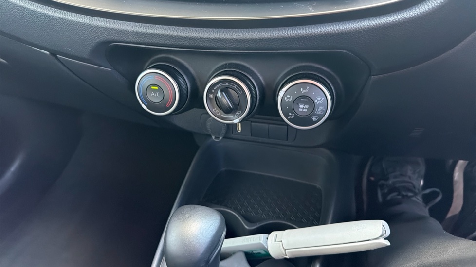 Toyota Aygo X 1.0 VVT-i Pure 5dr Auto Petrol Hatchback - Image 38