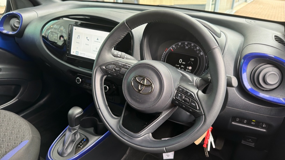 Toyota Aygo X 1.0 VVT-i Edge 5dr Auto Petrol Hatchback - Image 10