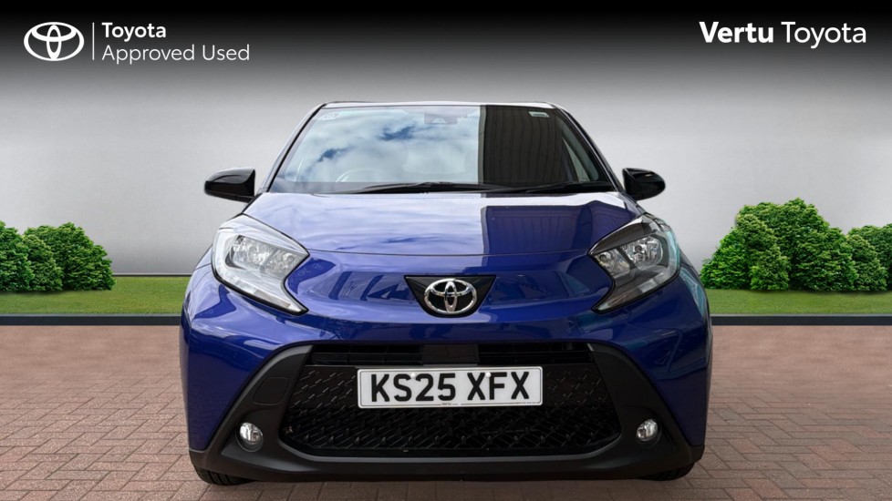 Toyota Aygo X 1.0 VVT-i Edge 5dr Auto Petrol Hatchback - Image 22