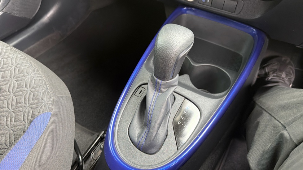 Toyota Aygo X 1.0 VVT-i Edge 5dr Auto Petrol Hatchback - Image 39