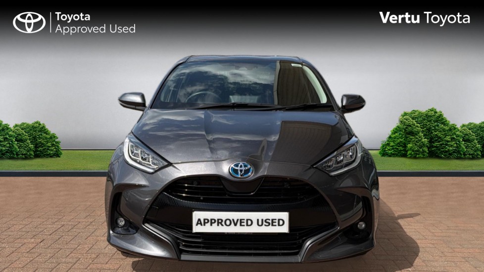 Toyota Yaris 1.5 Hybrid Design 5dr CVT Hybrid Hatchback - Image 22