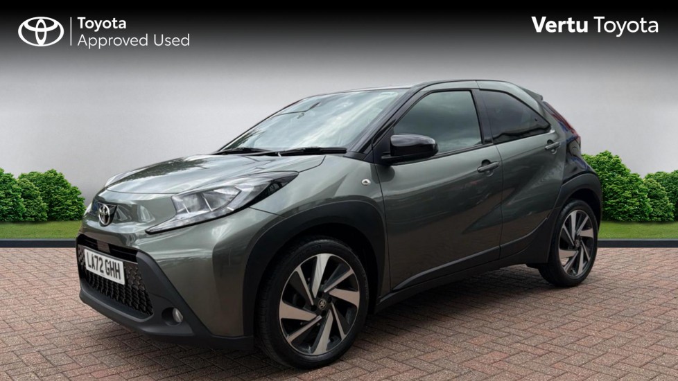 Toyota Aygo X 1.0 VVT-i Edge 5dr Auto Petrol Hatchback - Image 3
