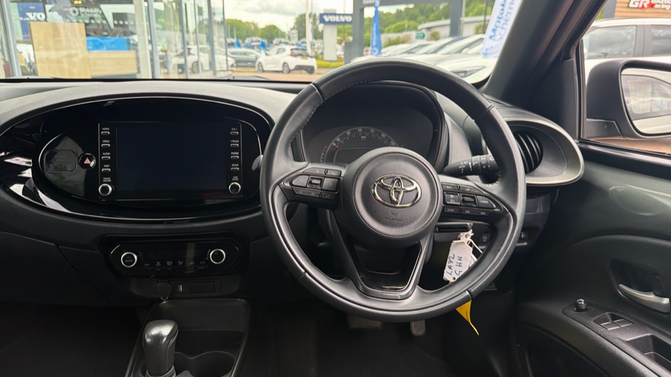Toyota Aygo X 1.0 VVT-i Edge 5dr Auto Petrol Hatchback - Image 10