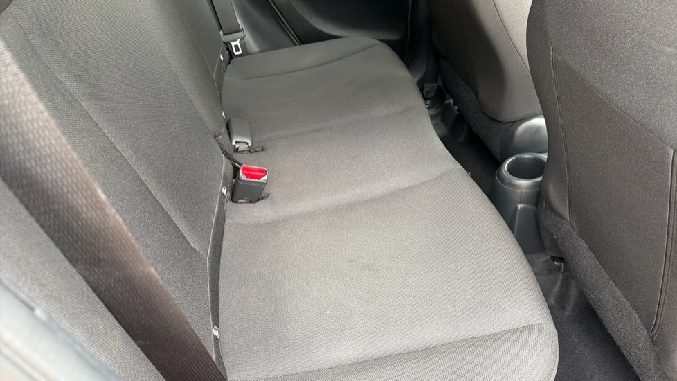 Toyota Aygo X 1.0 VVT-i Edge 5dr Auto Petrol Hatchback - Image 17
