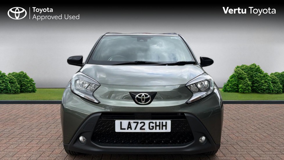 Toyota Aygo X 1.0 VVT-i Edge 5dr Auto Petrol Hatchback - Image 22