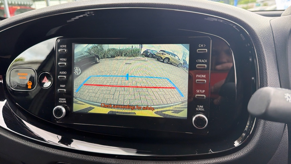 Toyota Aygo X 1.0 VVT-i Edge 5dr Auto Petrol Hatchback - Image 33